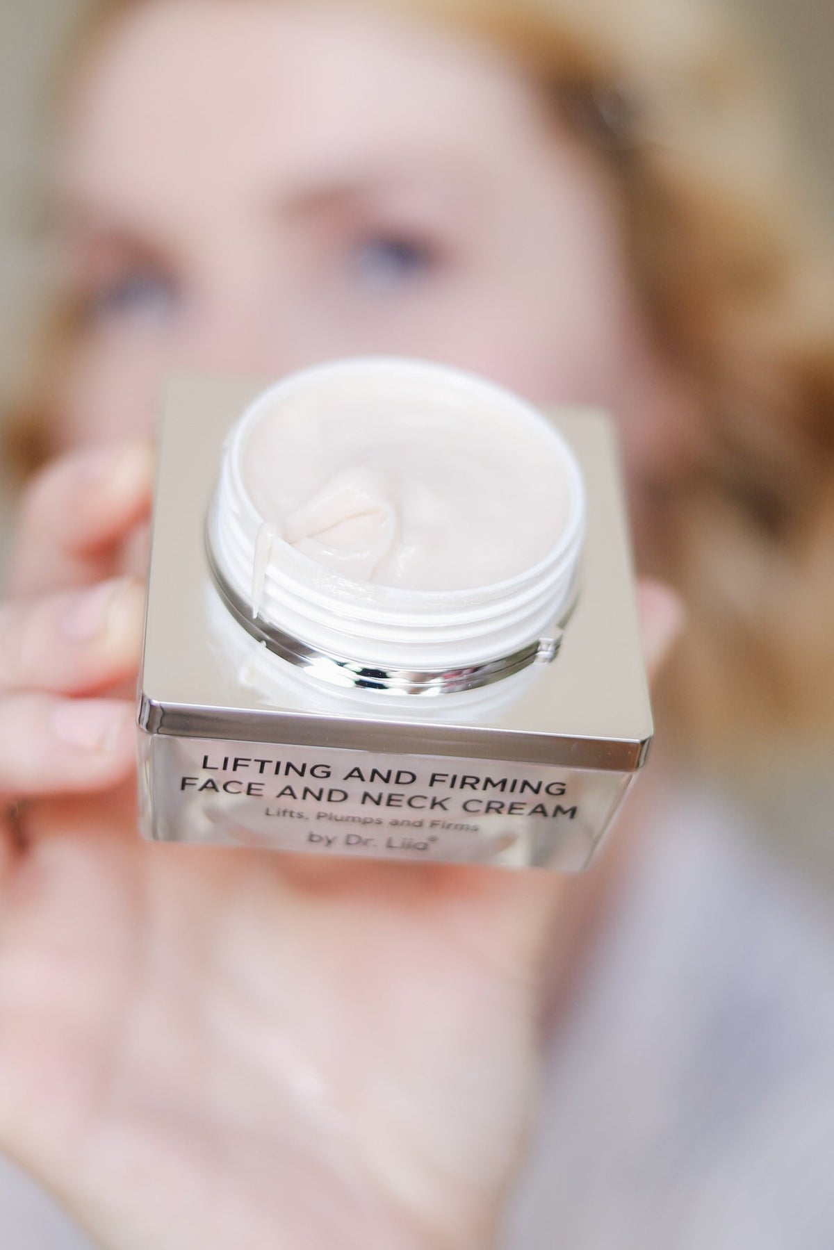 Face & Neck Firming Cream