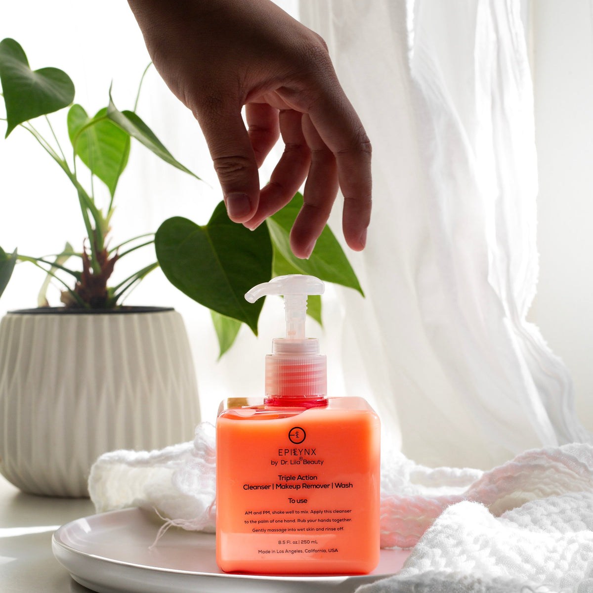 Hydrating Cleanser