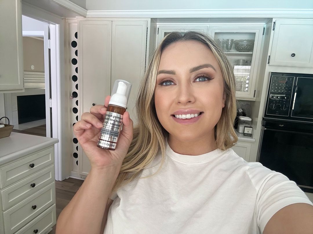 Clarifying Foaming Cleanser